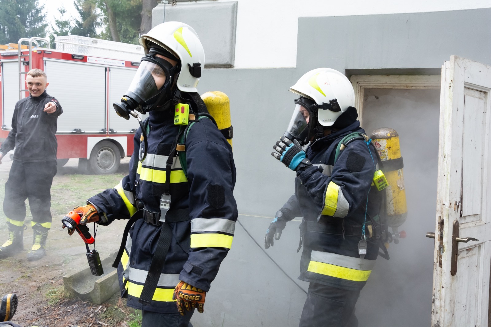 Ćwiczenia praktyczne klasy pożarniczej - Obrazek 4