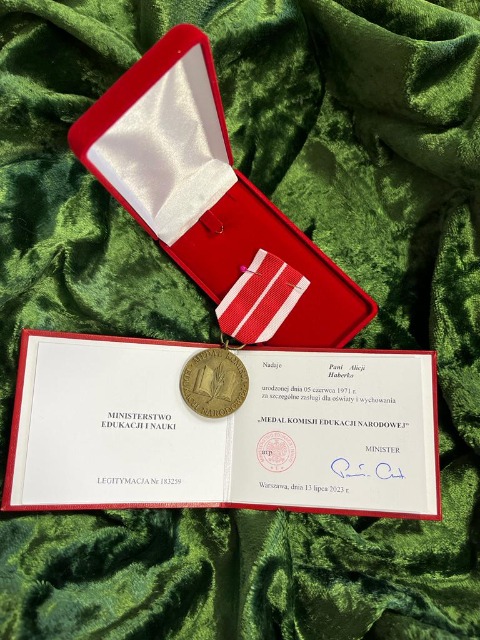 Medal Komisji Edukacji Narodowej - Obrazek 1