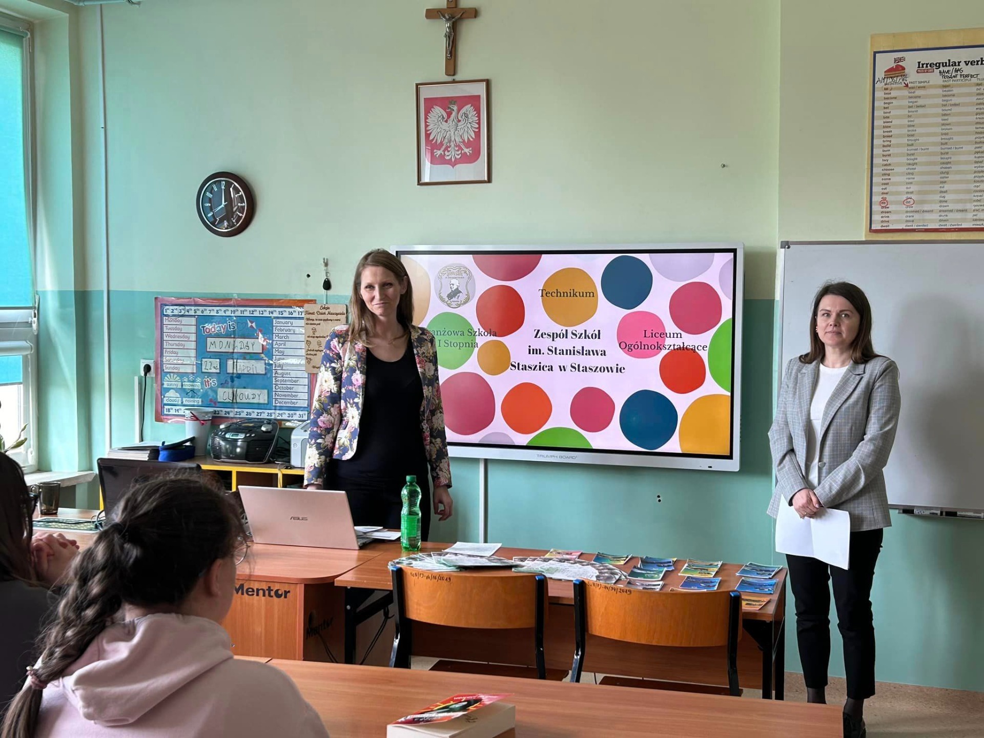 Nauczycielki z Zespołu Szkół im. Stanisława Staszica w Staszowie podczas prezentacji