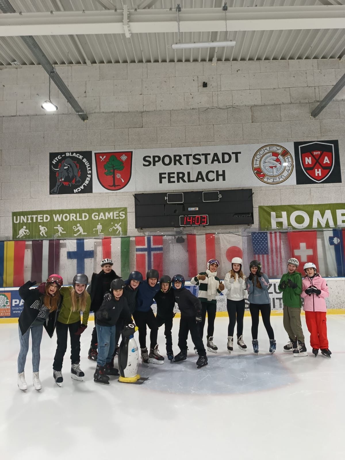 Eislaufen in der Eishalle Ferlach - Bild 1