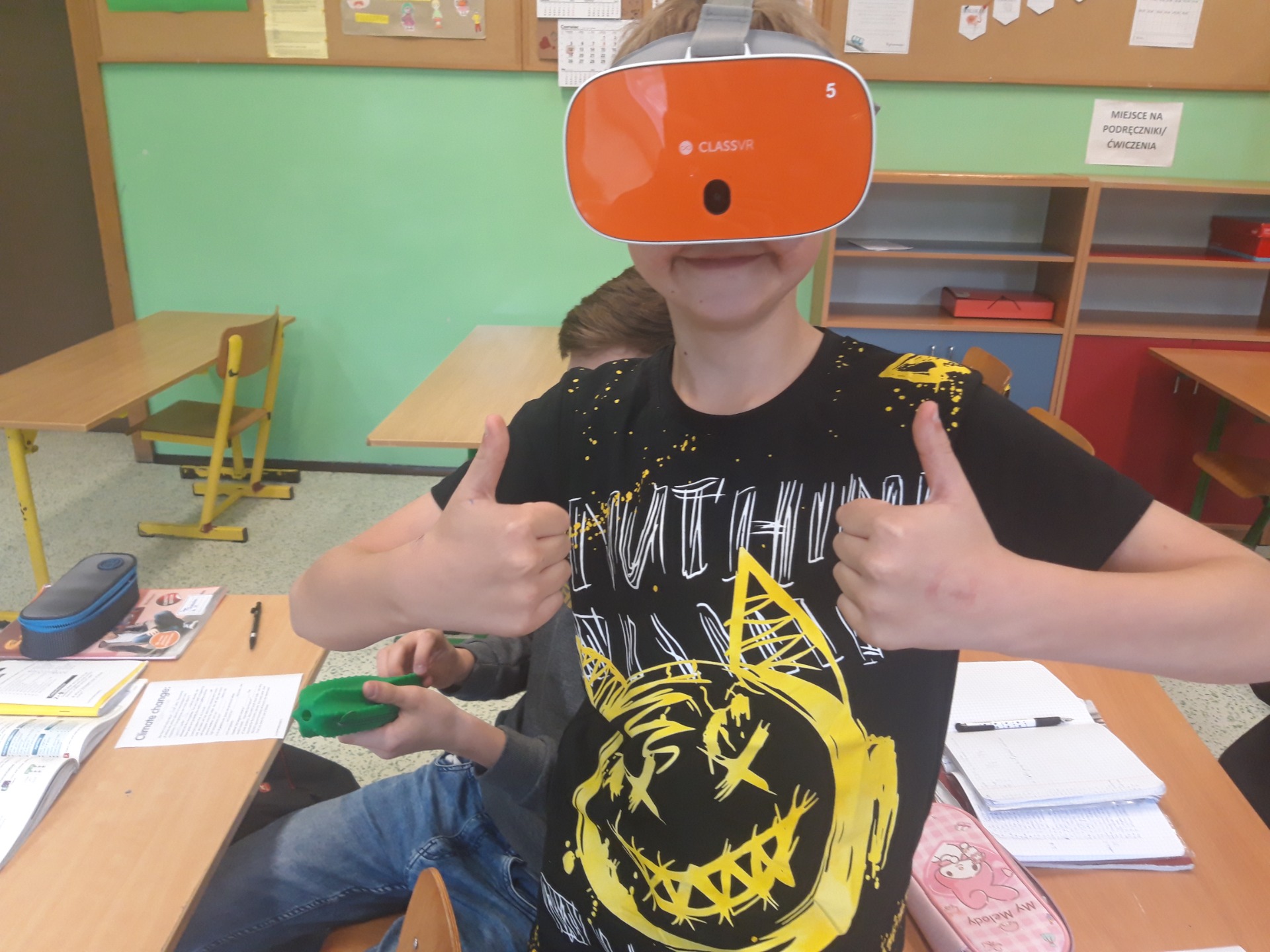 Okulary VR, czyli wirtualny świat na lekcji angielskiego #LaboratoriaPrzyszłości - Obrazek 4