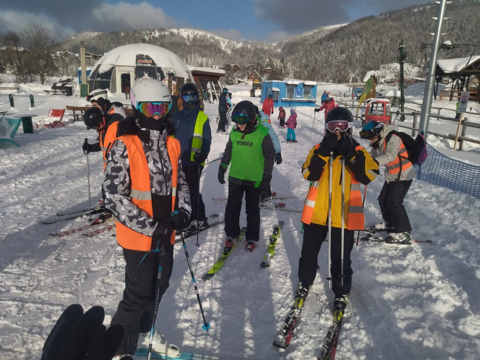 Sezóna lyžiarskych výcvikových kurzov sa začala❄️  - Obrázok 3