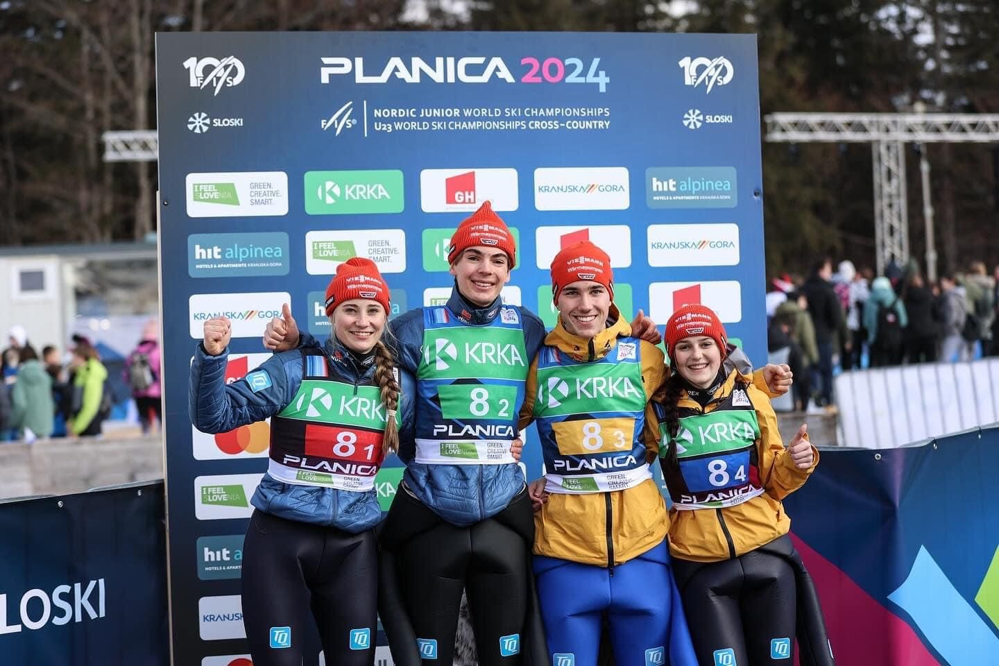 07.02.2024: Anne Häckel und Ronja Loh sind mit dem Mixed Team Juniorenweltmeister in Planica - Bild 4