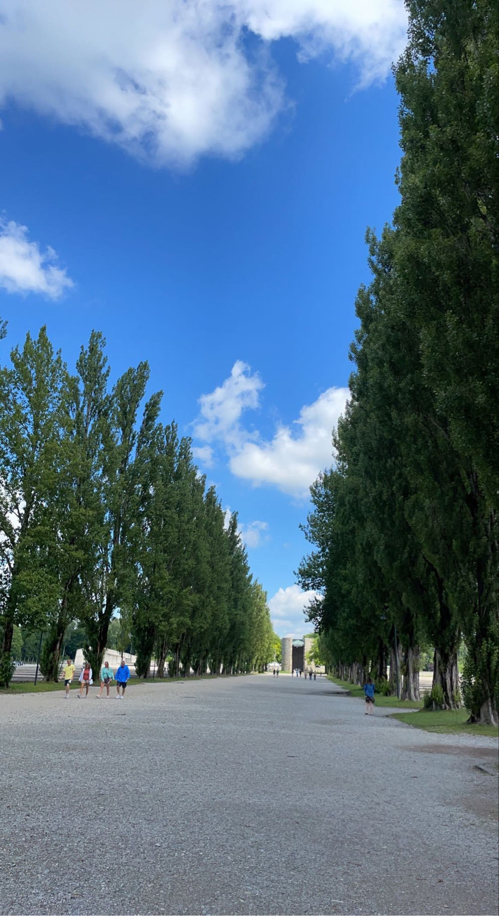 Besuch der Gedenkstätte des ehemaligen KZ Dachau - Bild 3