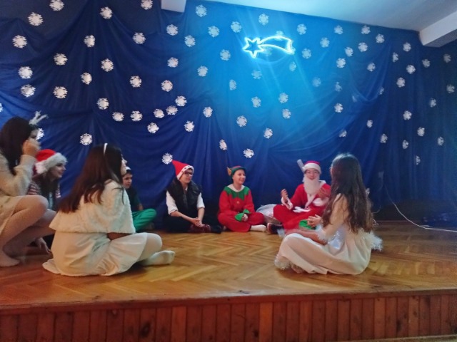 " W oczekiwaniu na Święta Bożego Narodzenia" przedstawienie dla podopiecznych Specjalnego Ośrodka Szkolno - Wychowawczego w Starogardzie Gdańskim  - Obrazek 2
